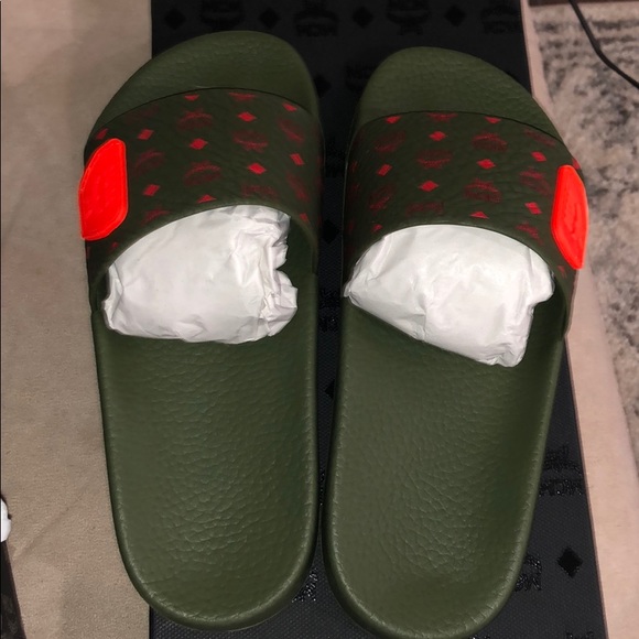 kids mcm slides